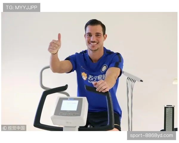 苏亚雷斯训练完回家吃顿饭，冰箱里全是称重好的鸡胸肉