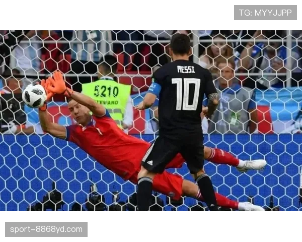 禁区内防守方犯规是否一定判点球？解析禁区规则的判罚逻辑